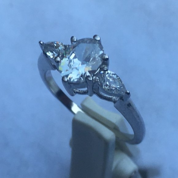 Silver Oval Solitaire With Teardrop Accents Cubic Zirconia Ring, Size 8 3/4 - Picture 3 of 11